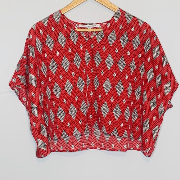 Collective Concepts Stitch Fix | Crop Top Red - Picture 3 of 9